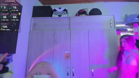 Snapshot of cute_sweetmontt chatting on 16, 9, 2025 katalinda montt online show from 16, 9, 2025