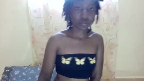 Snapshot of cute_xeniah chatting on 16, 9, 2025 cute_xeniah online show from 16, 9, 2025