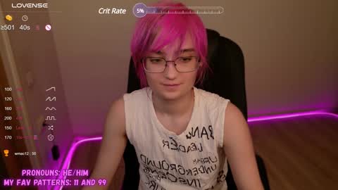 Snapshot of cute_yuki_kun chatting on 2, 2, 2025 the goal is 50 thumbs up online show from 2, 2, 2025