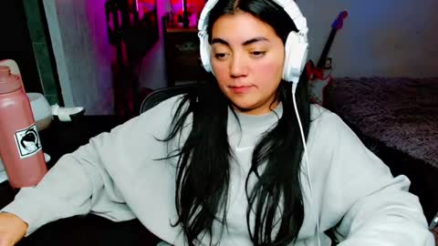 Snapshot of cuteambervi chatting on 17, 2, 2025 Princess Amber online show from 17, 2, 2025