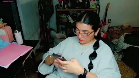 Snapshot of cuteambervi chatting on 6, 3, 2025 Princess Amber online show from 6, 3, 2025