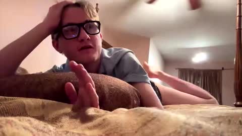 cuteboii29 online show from 5, 12, 2025