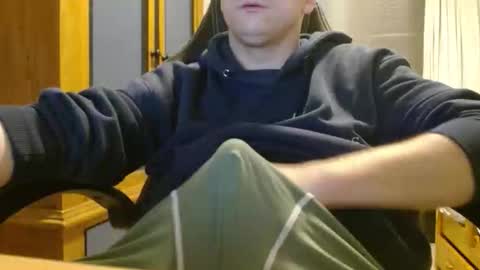 Cuteboy090 online show from 11, 5, 2026