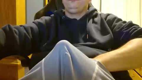 Cuteboy090 online show from 13, 5, 2026
