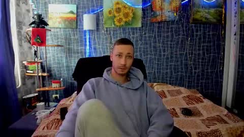 Snapshot of cuteboy228 chatting on 17, 1, 2026 cuteboy228 online show from 17, 1, 2026