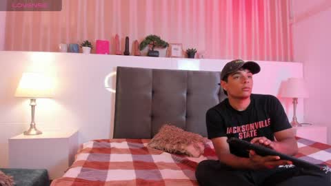 Snapshot of cutebutharder chatting on 7, 4, 2026 cutebutharder online show from 7, 4, 2026