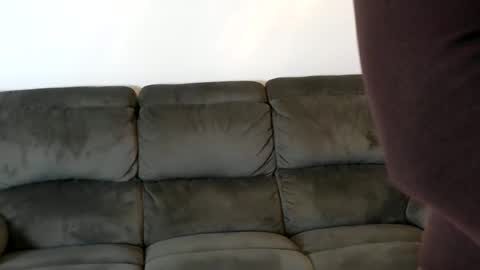 Snapshot of cutebutt_17 chatting on 6, 3, 2025 cutebutt_17 online show from 6, 3, 2025