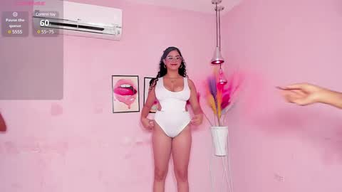 Snapshot of cutee_world chatting on 22, 2, 2025 moderator JAZMIN my team is Abby RachelMia online show from 22, 2, 2025