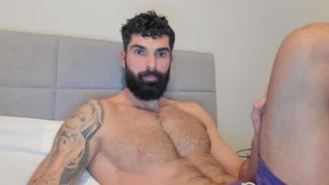 Snapshot of cuteeboy chatting on 5, 1, 2025 cuteeboy online show from 5, 1, 2025