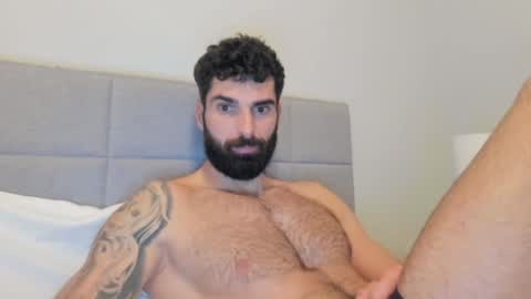 Snapshot of cuteeboy chatting on 9, 1, 2025 cuteeboy online show from 9, 1, 2025