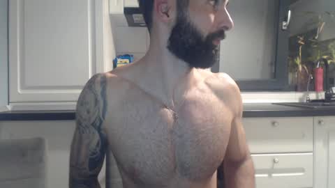 Snapshot of cuteeboy chatting on 22, 1, 2025 cuteeboy online show from 22, 1, 2025