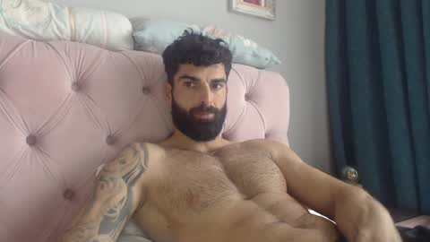 Snapshot of cuteeboy chatting on 25, 1, 2025 cuteeboy online show from 25, 1, 2025