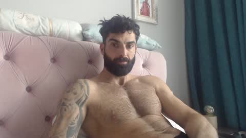 Snapshot of cuteeboy chatting on 26, 1, 2025 cuteeboy online show from 26, 1, 2025