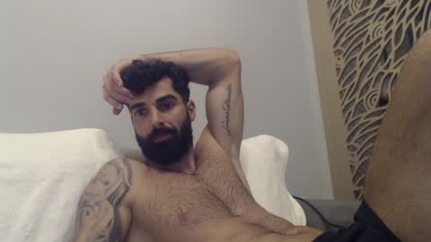 Snapshot of cuteeboy chatting on 26, 1, 2025 cuteeboy online show from 26, 1, 2025