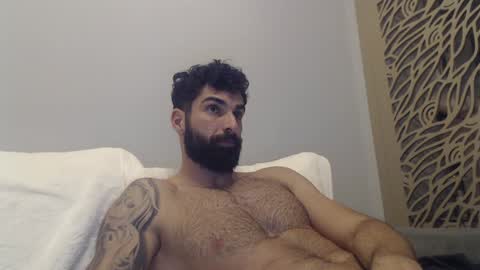Snapshot of cuteeboy chatting on 26, 1, 2025 cuteeboy online show from 26, 1, 2025