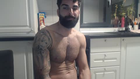 Snapshot of cuteeboy chatting on 28, 1, 2025 cuteeboy online show from 28, 1, 2025