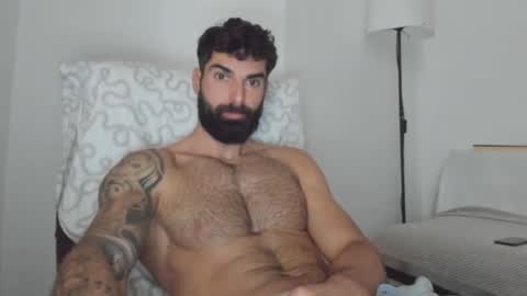 Snapshot of cuteeboy chatting on 31, 1, 2025 cuteeboy online show from 31, 1, 2025