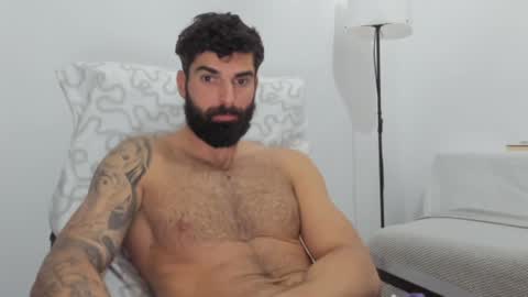 Snapshot of cuteeboy chatting on 4, 2, 2025 cuteeboy online show from 4, 2, 2025