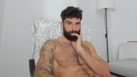 Snapshot of cuteeboy chatting on 22, 2, 2025 cuteeboy online show from 22, 2, 2025