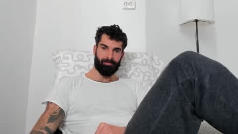 cuteeboy online show from 24, 11, 2025