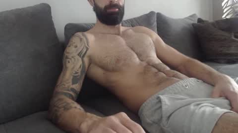 cuteeboy online show from 24, 3, 2026