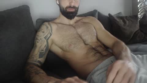 cuteeboy online show from 29, 3, 2026