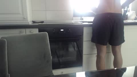 cuteeboy online show from 5, 5, 2026