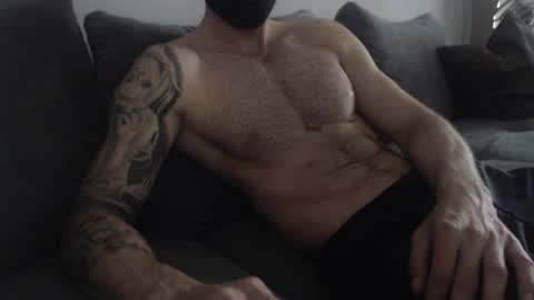 cuteeboy online show from 9, 5, 2026