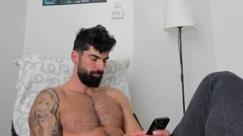 cuteeboy online show from 22, 5, 2026
