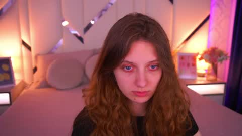 Foxy online show from 11, 5, 2026
