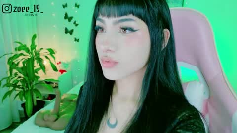 Zoe  online show from 15, 5, 2026