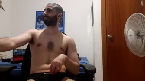 Snapshot of cuteguy52 chatting on 27, 6, 2026 cuteguy52 online show from 27, 6, 2026
