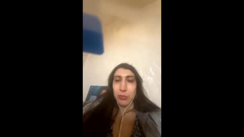 Snapshot of cutekattie chatting on 8, 10, 2025 cutekattie online show from 8, 10, 2025