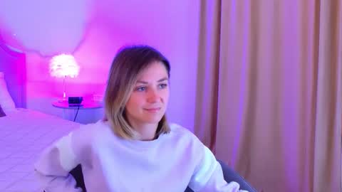 Snapshot of cutemirage chatting on 27, 9, 2025 cutemirage online show from 27, 9, 2025