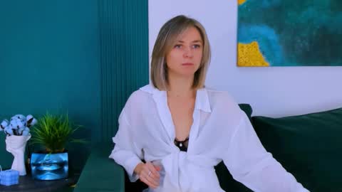 Snapshot of cutemirage chatting on 18, 10, 2025 cutemirage online show from 18, 10, 2025