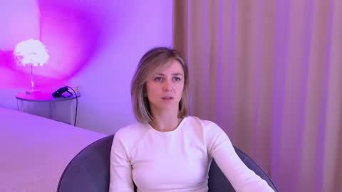 Snapshot of cutemirage chatting on 21, 10, 2025 cutemirage online show from 21, 10, 2025