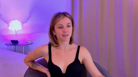 Snapshot of cutemirage chatting on 29, 10, 2025 cutemirage online show from 29, 10, 2025