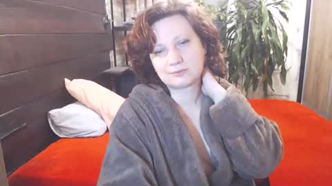 Snapshot of cutemoan chatting on 2, 5, 2026 Rita online show from 2, 5, 2026