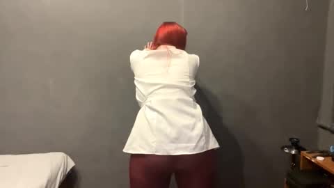 Molli online show from 3, 2, 2026