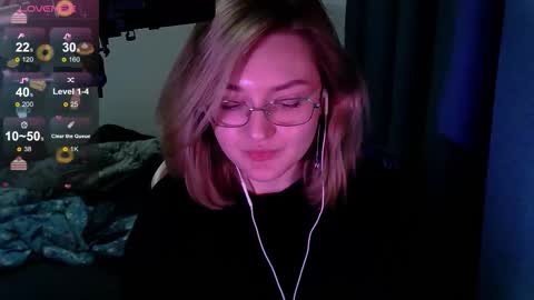 cutepie33 online show from 17, 9, 2025