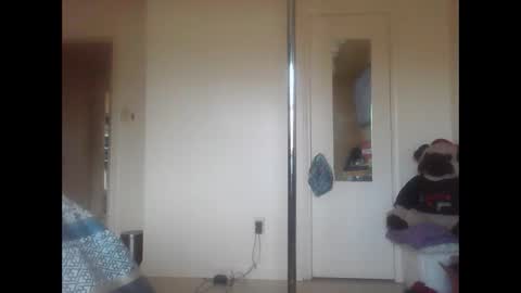 Snapshot of cuteshotkiki chatting on 17, 1, 2025 mary mack online show from 17, 1, 2025