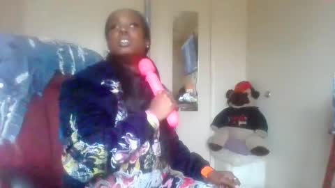 Snapshot of cuteshotkiki chatting on 21, 1, 2025 mary mack online show from 21, 1, 2025