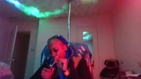 Snapshot of cuteshotkiki chatting on 5, 2, 2025 mary mack online show from 5, 2, 2025