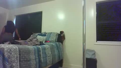 Snapshot of cuteshotkiki chatting on 30, 10, 2025 mary mack online show from 30, 10, 2025