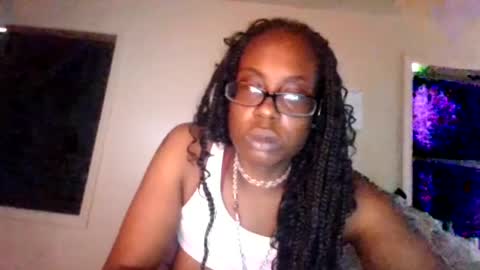Snapshot of cuteshotkiki chatting on 2, 8, 2026 mary mack online show from 2, 8, 2026
