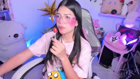  - independent model online show from 3, 11, 2025