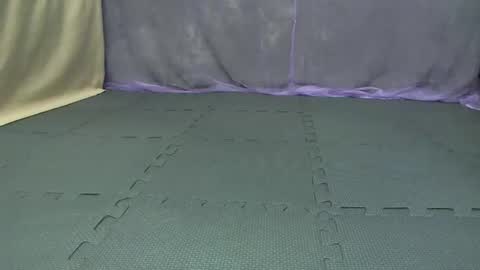 cutetinyasian143_ online show from 7, 11, 2025