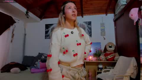 cuteweed420 online show from 18, 6, 2026