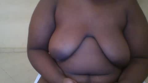 cutey_mellanin online show from 31, 12, 2024