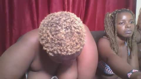 cutey_mellanin online show from 8, 2, 2025